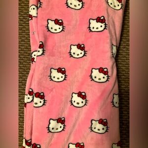 TWIN Hello Kitty Blanket NWT